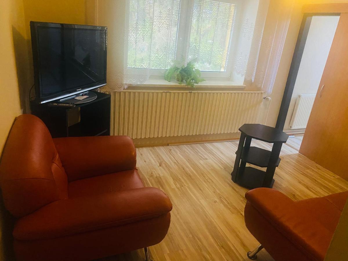 Apartmanovy Dum Velke Losiny Hotel Exterior photo
